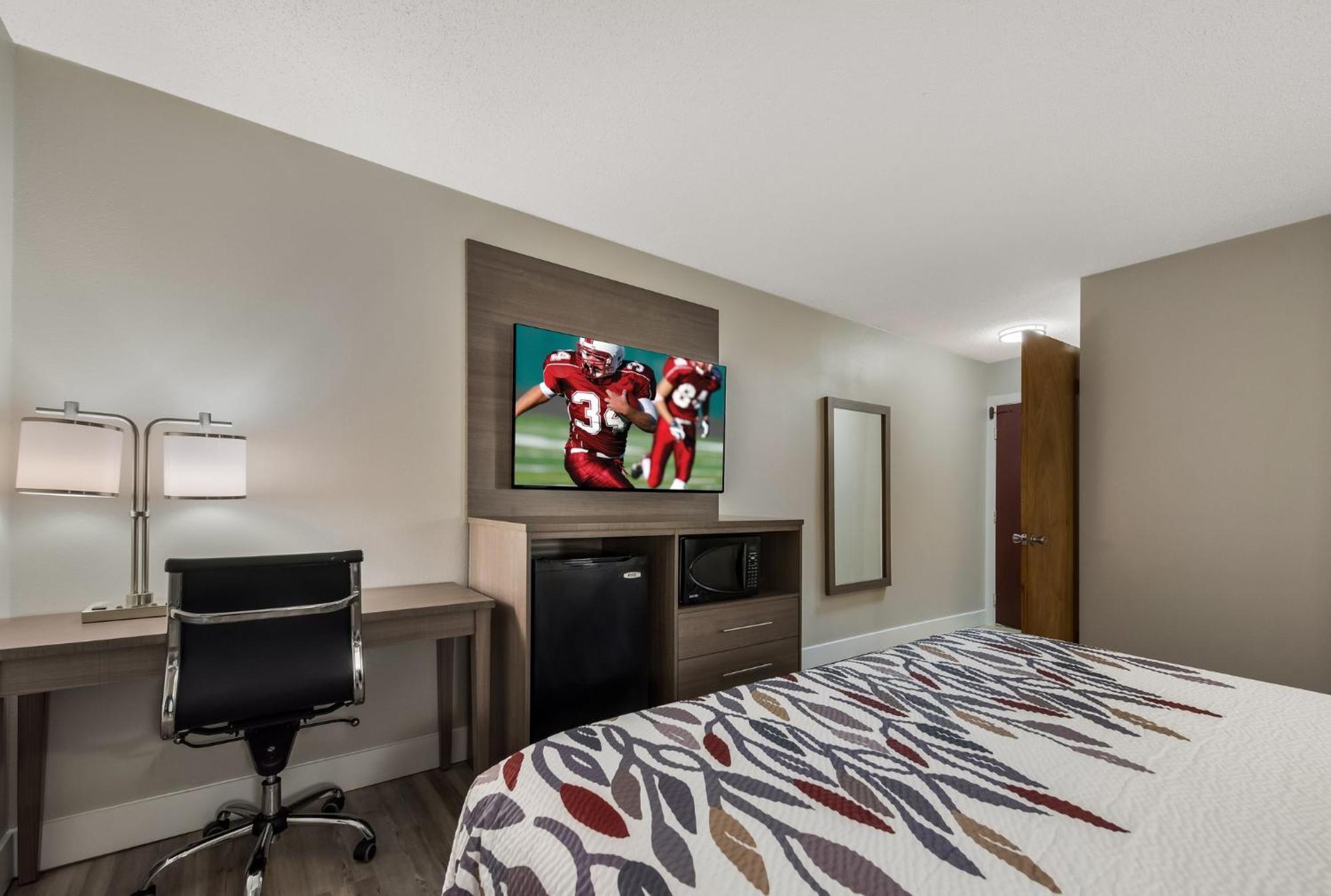Hotel Red Roof & Vineland -